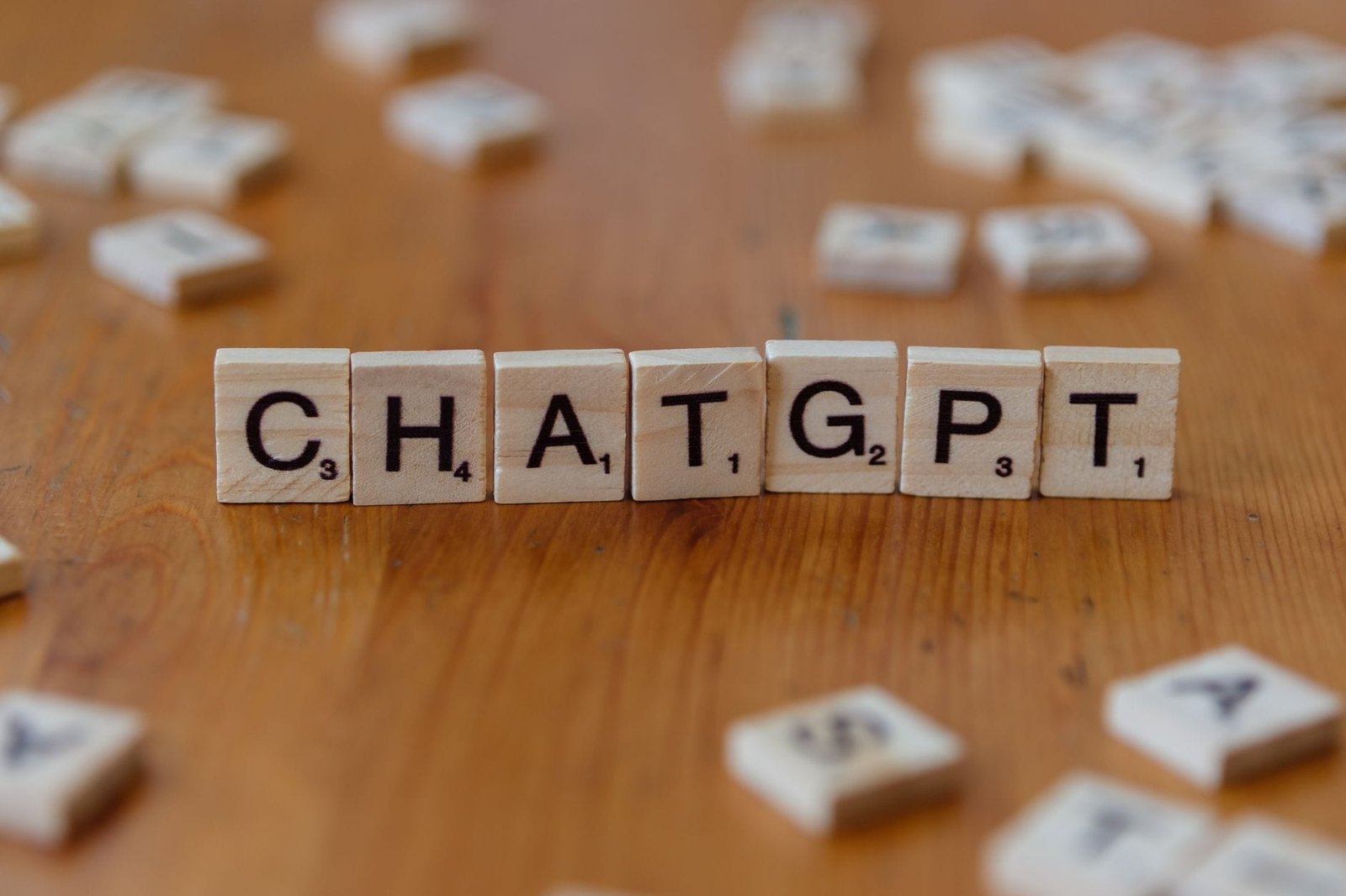 GPT-4 vs Claude 3.5: Benchmark Comparisons Expose Overblown Marketing Claims - clearainews